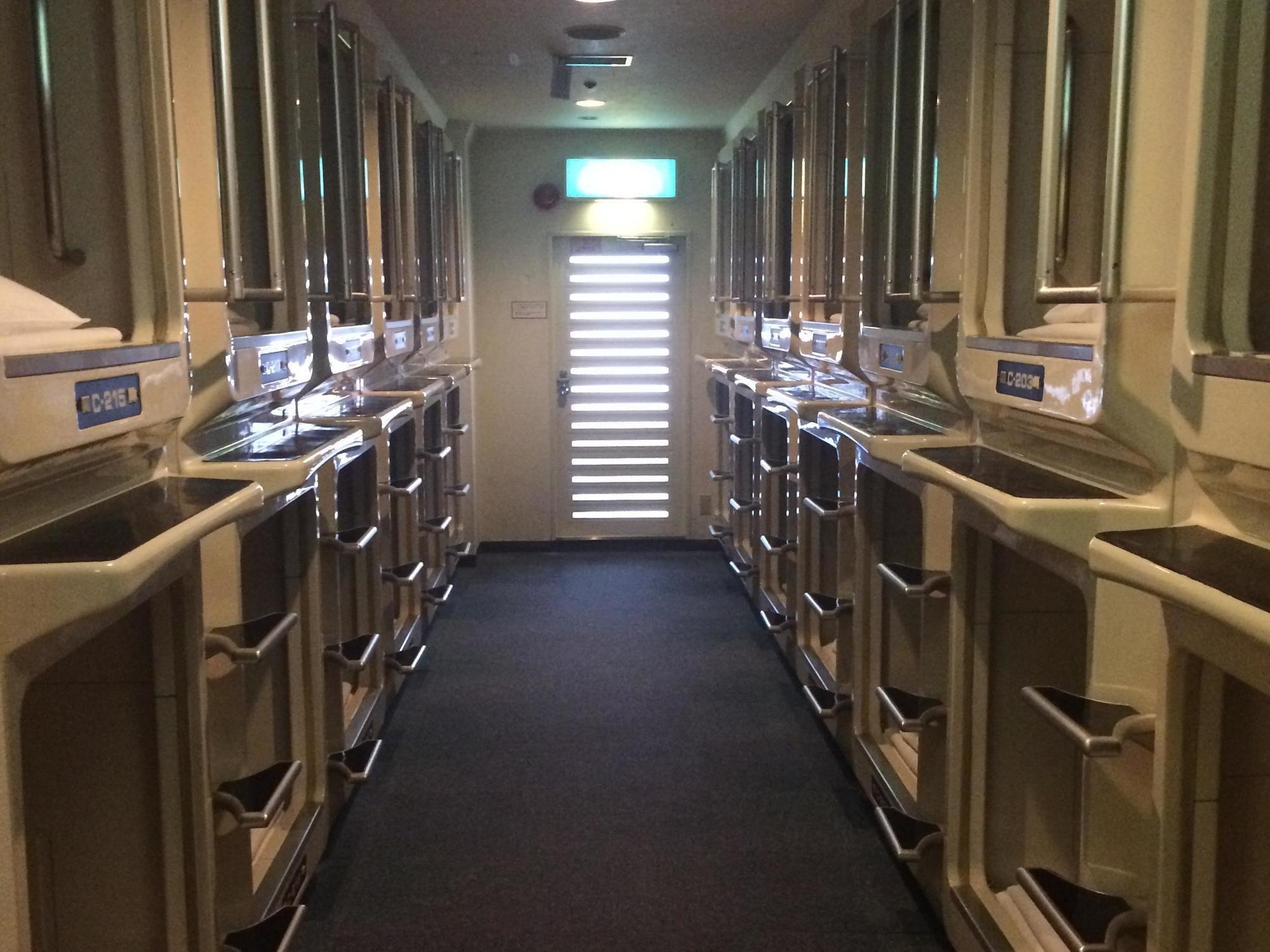 Capsule Hotel Asahi Plaza Shinsaibashi Osaka Luaran gambar