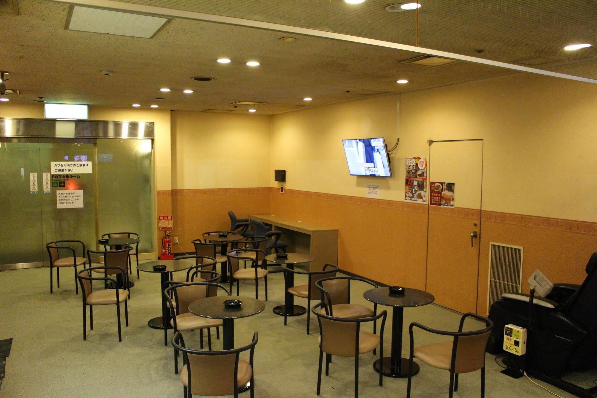 Capsule Hotel Asahi Plaza Shinsaibashi Osaka Luaran gambar