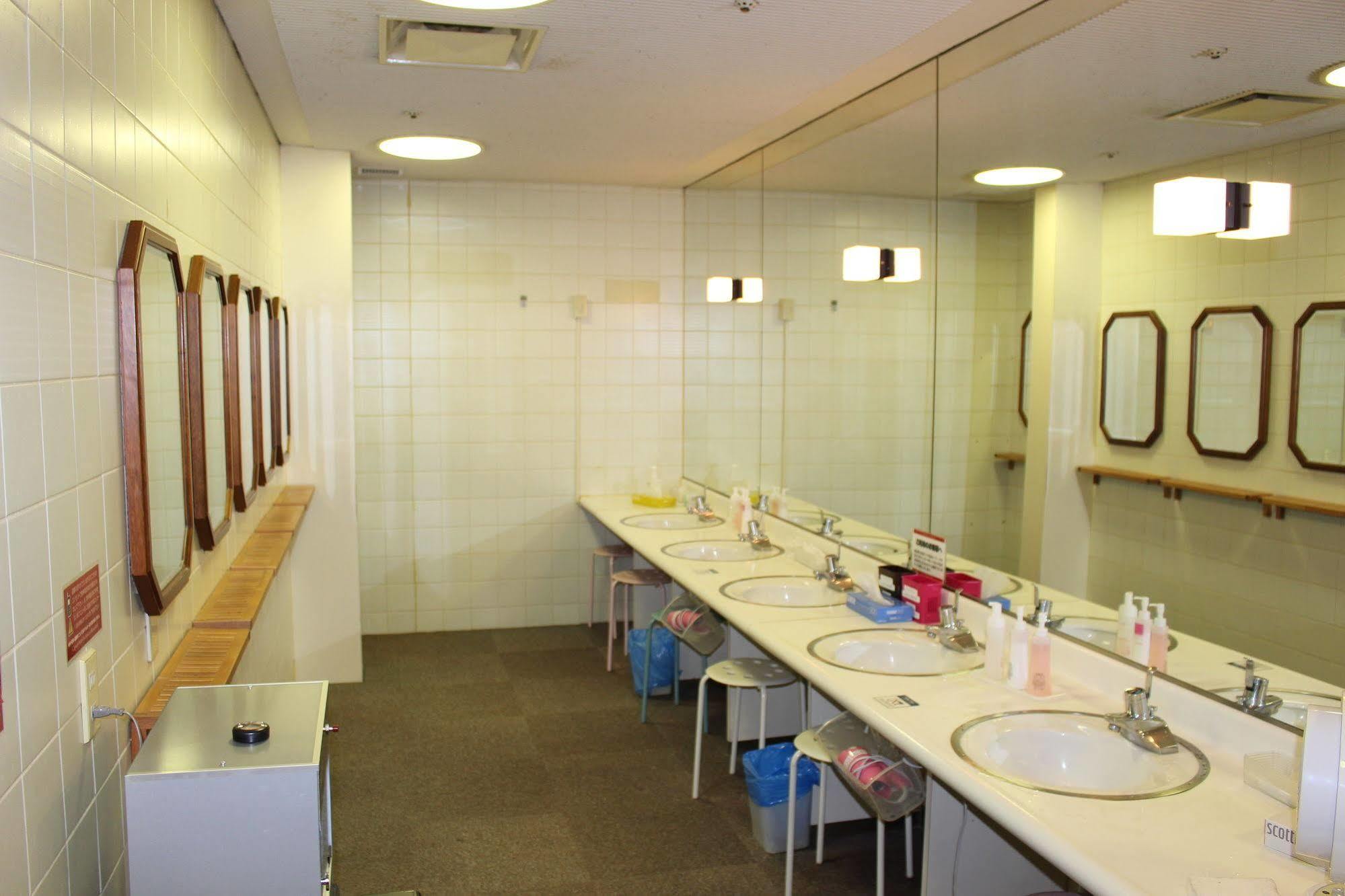 Capsule Hotel Asahi Plaza Shinsaibashi Osaka Luaran gambar